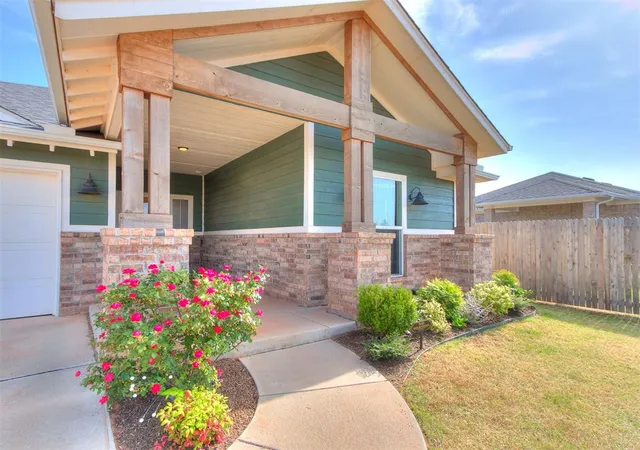 Photo 1 of Single family home for sale at 17500 Boling Farm Rd, Edmond, OK 73012 | MLS# 1227073 | Listing updated on 2026-05-02
