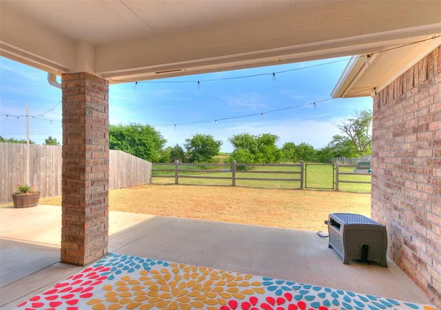 Photo 3 of Single family home for sale at 17500 Boling Farm Rd, Edmond, OK 73012 | MLS# 1227073 | Listing updated on 2026-05-02