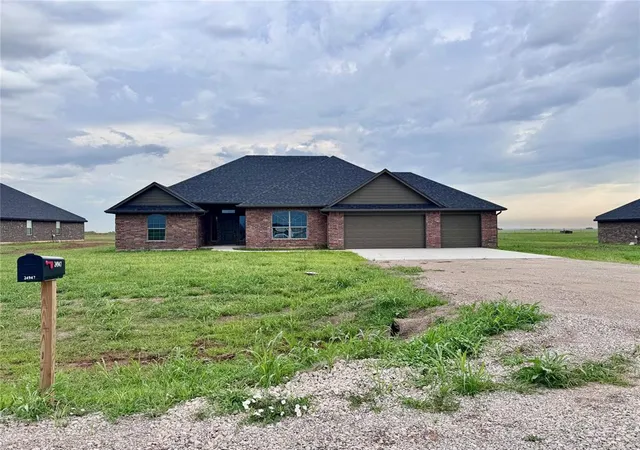 Photo 1 of Single family home for sale at 24947 Belmont Pass, Cashion, OK 73016 | MLS# 1227094 | Listing updated on 2026-09-12