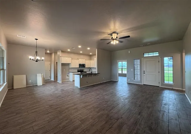 Homes for sale in Cashion, OK | 24947 Belmont Pass, Cashion, OK 73016 | MLS# 1227094
