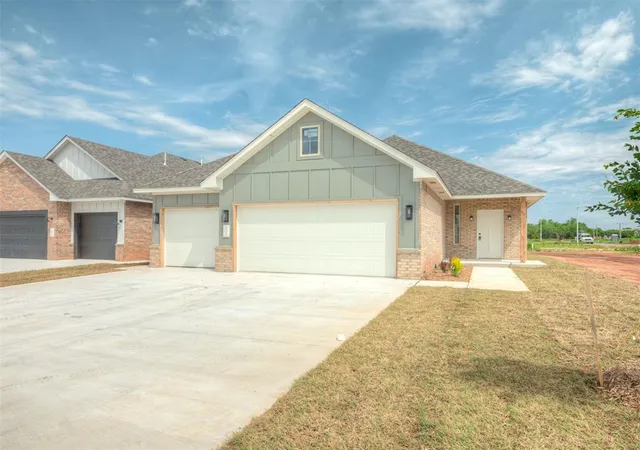 Homes for sale in Yukon, OK | 10617 Sw 18th St, Yukon, OK 73099 | MLS# 1227104