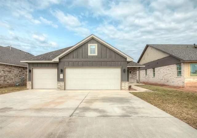 Homes for sale in Yukon, OK | 1817 Long Cove Ave, Yukon, OK 73099 | MLS# 1227112