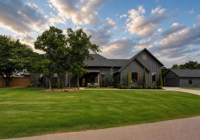 1st image of 391 Old Creek Rd, Edmond, OK 73034 | MLS# 1227133