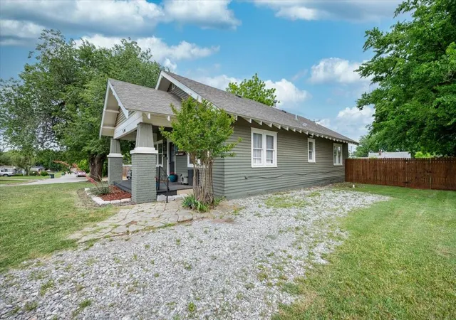 Photo 4 of Single family home for sale at 2247 NW 35th Street, Oklahoma City, OK 73112 | MLS# 1227137 | Listing updated on 2026-06-10
