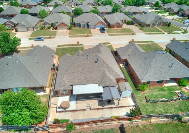 Photo 3 of Single family home for sale at 1113 Kelsi Dr, Moore, OK 73160 | MLS# 1227213 | Listing updated on 2026-09-30