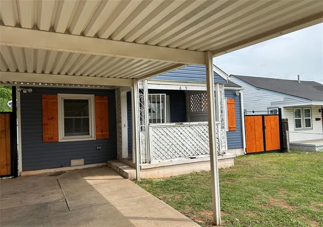 Homes for sale in Oklahoma City, OK | 629 Sw 46Th St, Oklahoma City, OK 73109 | MLS# 1227248