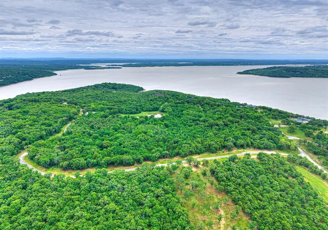 3rd image of 216 Patriot Pointe, Eufaula, OK 74432 | MLS# 1227254