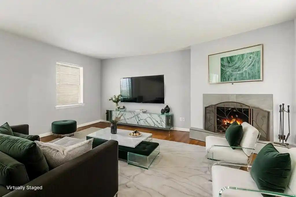 Listing Photo 1 - Condo for sale in 6700 N Meridian Ave located at 6700 N Meridian Ave, Oklahoma, OK 73116 - Unit 6700 N Meridian Ave