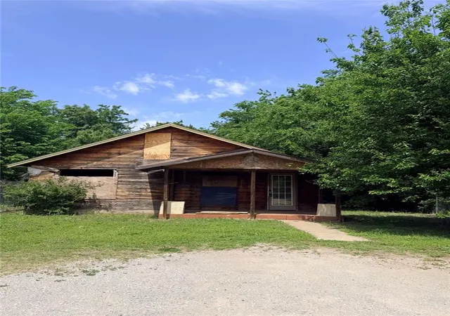 4th image of 612 W Woodson St, El Reno, OK 73036 | MLS# 1227330