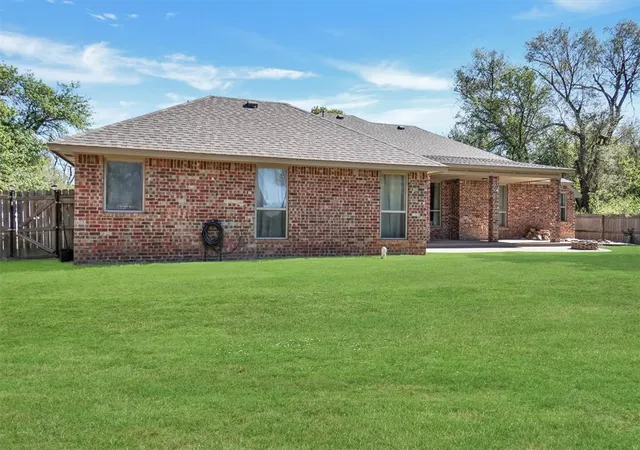 Homes for sale in Mangum, OK | 715 N Michigan Ave, Mangum, OK 73554 | MLS# 1227331