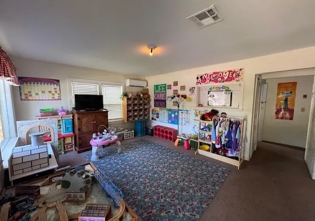 Photo 4 of Single family home for sale at 750 Nebraska St, Norman, OK 73069 | MLS# 1227335 | Listing updated on 2026-09-21