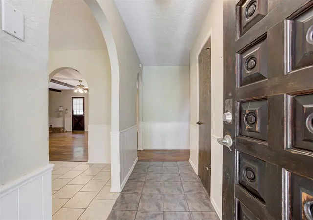 Homes for sale in Bethany, OK | 1825 N Oakhill Rd, Bethany, OK 73008 | MLS# 1227338