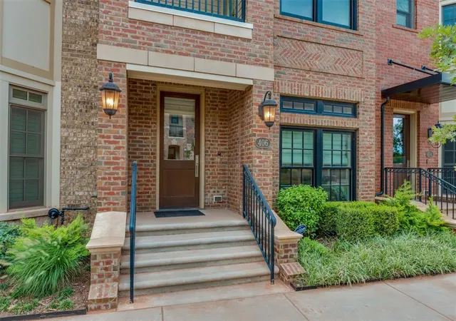 Photo 3 of Townhouse for sale at 406 Ne 1st Street, Oklahoma City, OK 73104 | MLS# 1227342 | Listing updated on 2026-09-17