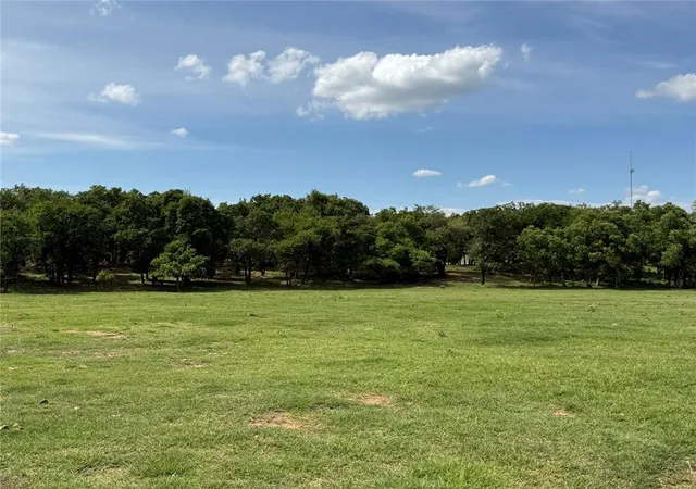 Homes for sale in Crescent, OK | 29 N Acres Mol Meridian Ave, Crescent, OK 73028 | MLS# 1227347