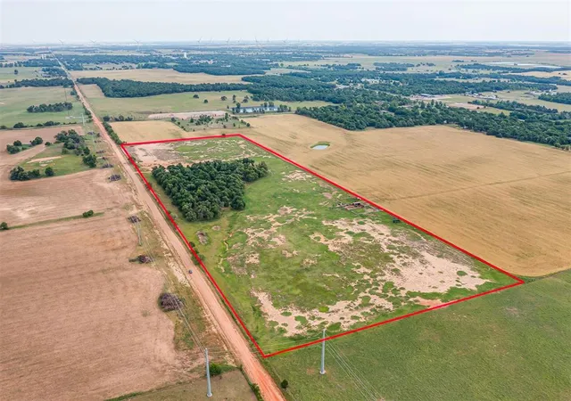 Homes for sale in Crescent, OK | 29 N Acres Mol Meridian Ave, Crescent, OK 73028 | MLS# 1227347
