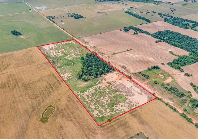 Homes for sale in Crescent, OK | 29 N Acres Mol Meridian Ave, Crescent, OK 73028 | MLS# 1227347