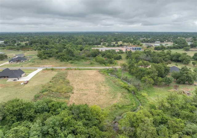 Photo 3 of Sale Pending at 2335 Dixie Dr, Blanchard, OK 73010 | MLS# 1227353 | Listing updated on 2026-09-18