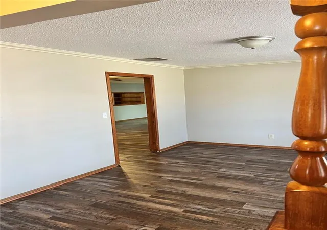 3rd image of 3501 N Ridgewood St, Oklahoma City, OK 73110 | MLS# 1227360