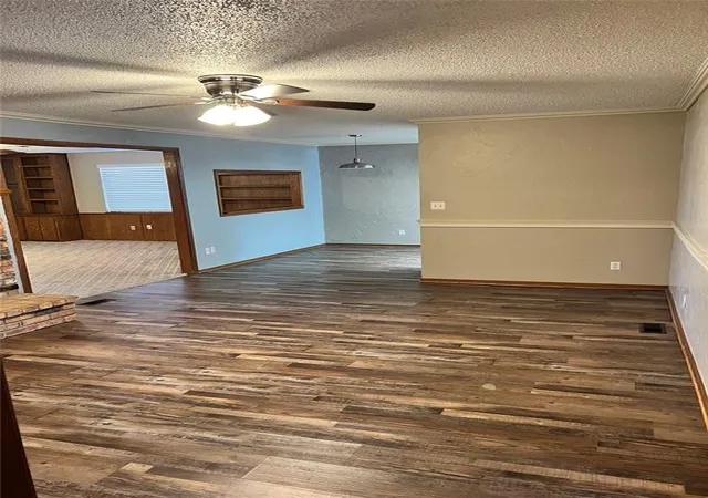 5th image of 3501 N Ridgewood St, Oklahoma City, OK 73110 | MLS# 1227360