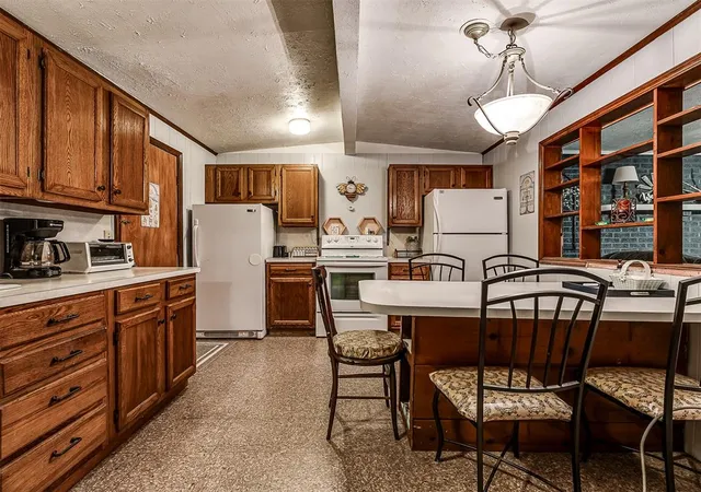 3rd image of 269 Muskogee Dr, Eucha, OK 74342 | MLS# 1227388