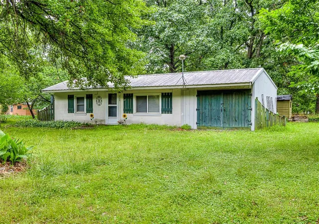 1st image of 269 Muskogee Dr, Eucha, OK 74342 | MLS# 1227388