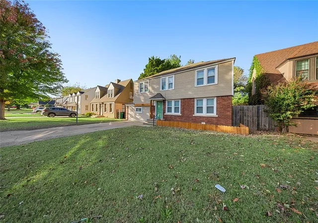 Homes for sale in Oklahoma City, OK | 2421 Nw 18Th St, Oklahoma City, OK 73107 | MLS# 1227467