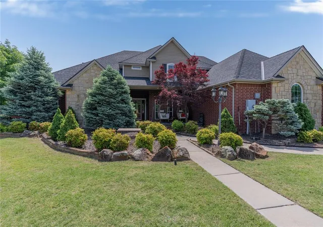2nd image of 4000 Newburg Dr, Choctaw, OK 73020 | MLS# 1227493