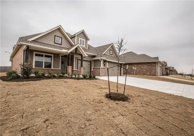 3rd image of 9900 Nw 142Nd St, Yukon, OK 73099 | MLS# 1227497