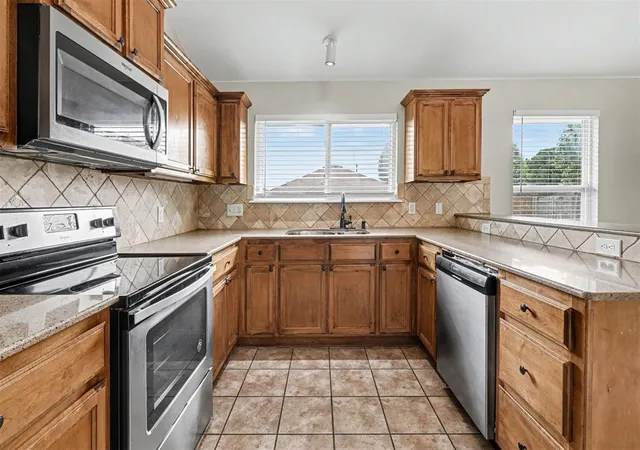 Photo 4 of Single family home for sale at 8012 John Robert Dr, Oklahoma City, OK 73135 | MLS# 1227503 | Listing updated on 2026-08-21