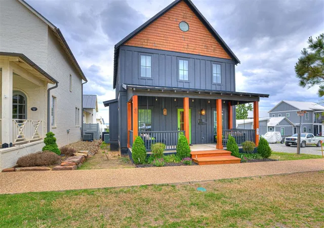 Photo 2 of Single family home for sale at 40 Ramble Along Rd, Carlton Landing, OK 74432 | MLS# 1227536 | Listing updated on 2026-09-01