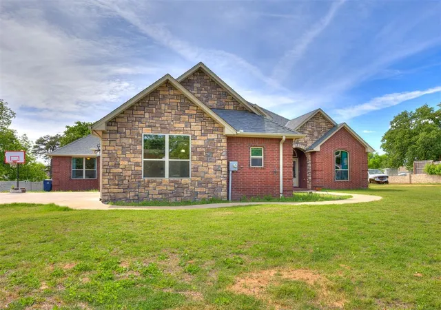 Photo 3 of Single family home for sale at 1209 N Berry St, Oklahoma City, OK 73127 | MLS# 1227561 | Listing updated on 2026-06-16