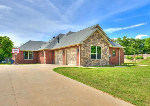 Photo 4 of Single family home for sale at 1209 N Berry St, Oklahoma City, OK 73127 | MLS# 1227561 | Listing updated on 2026-06-16