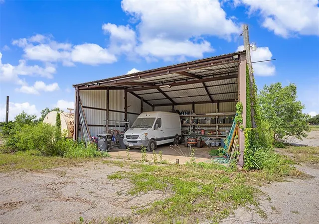 Photo 3 of House for sale at 14165 W Cooksey Rds, Crescent, OK 73028 | MLS# 1227578 | Listing updated on 2026-06-29