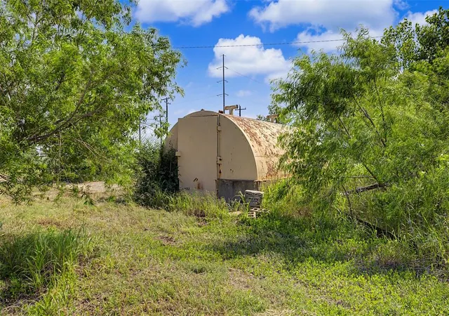 Photo 4 of House for sale at 14165 W Cooksey Rds, Crescent, OK 73028 | MLS# 1227578 | Listing updated on 2026-06-29