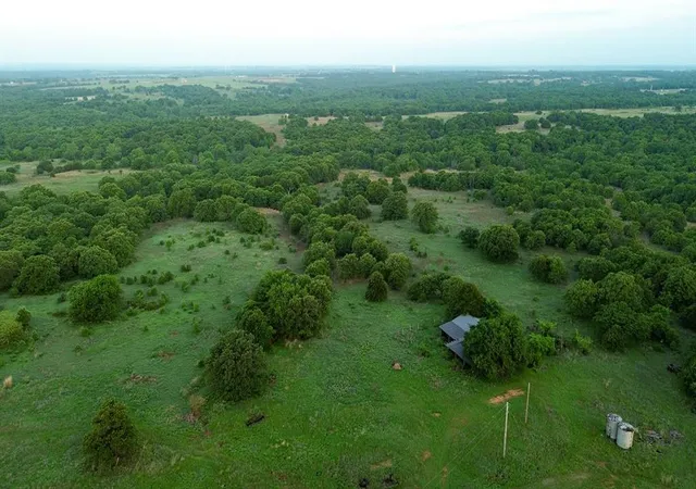 Photo 3 of Single family home for sale at 2205 N County Rd 1560, Rush Springs, OK 73082 | MLS# 1227591 | Listing updated on 2026-07-22