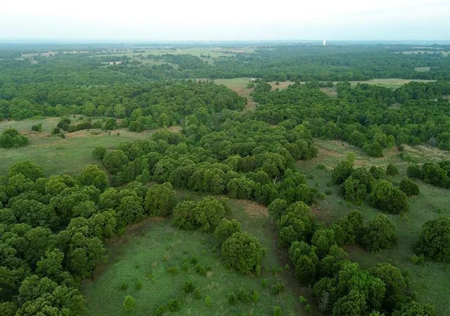 Photo 4 of Single family home for sale at 2205 N County Rd 1560, Rush Springs, OK 73082 | MLS# 1227591 | Listing updated on 2026-07-22