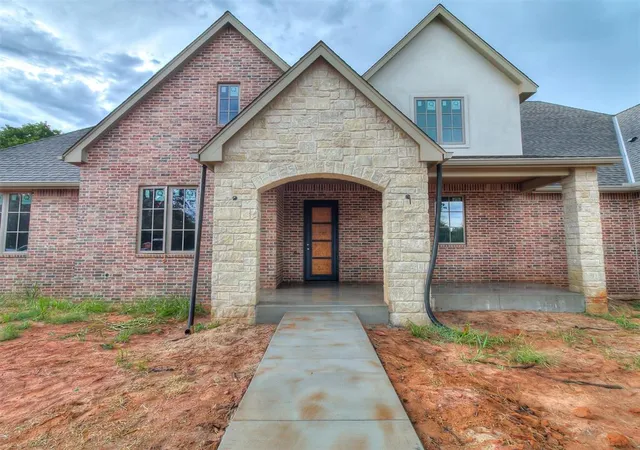 Photo 4 of Single family home for sale at 13217 Newland Ct, Oklahoma City, OK 73049 | MLS# 1227625 | Listing updated on 2026-08-26