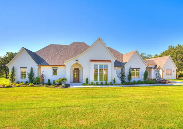 1st image of 2297 Summit Cir, Blanchard, OK 73010 | MLS# 1227626