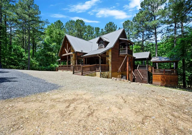 Photo 3 of Sale Pending at 87 Ginseng Cir, Broken Bow, OK 74728 | MLS# 1227660 | Listing updated on 2026-09-17