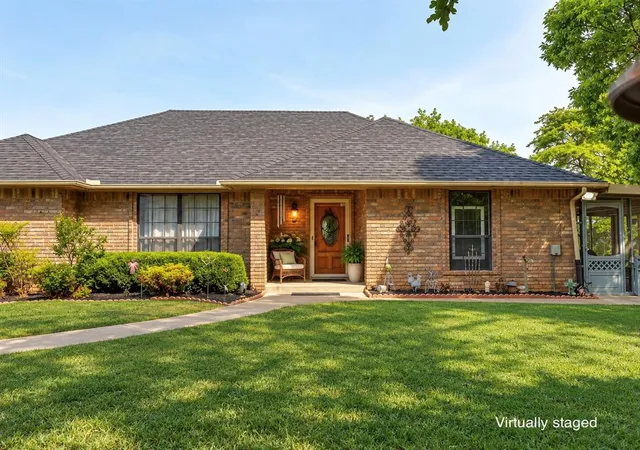 Photo 1 of Single family home for sale at 1420 Cyn Lake Rd, Calumet, OK 73014 | MLS# 1227676 | Listing updated on 2026-10-14