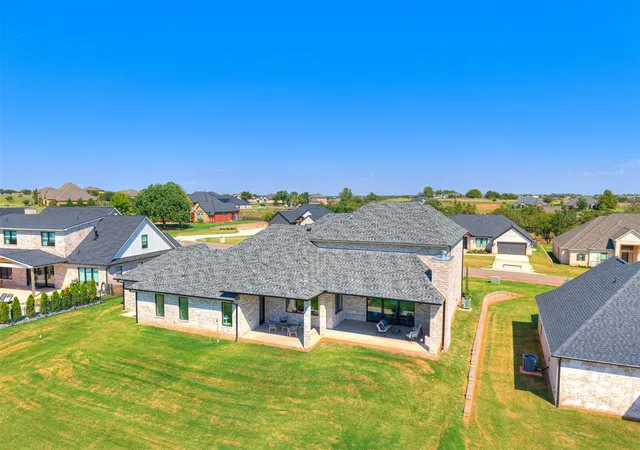 Photo 4 of Single family home for sale at 2219 Winter Crk Blvd, Blanchard, OK 73010 | MLS# 1227679 | Listing updated on 2026-05-22