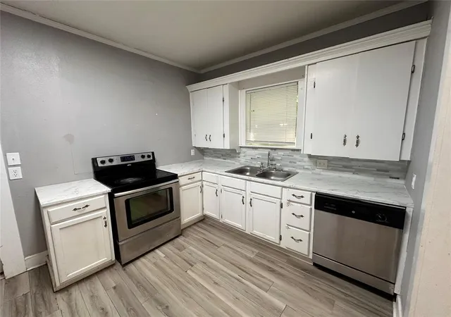 3rd image of 918 Nw 6Th St, Ardmore, OK 73401 | MLS# 1227766