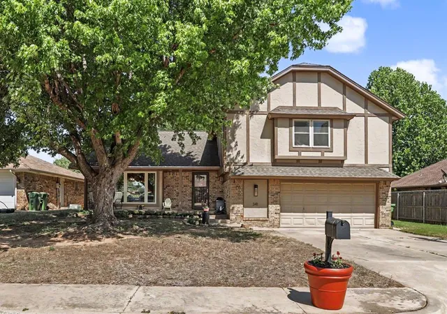 Photo 1 of Single Family Residence at 341 E Platt Dr, Yukon, OK 73099 | MLS# 1227788 | | Sold on 2026-06-17