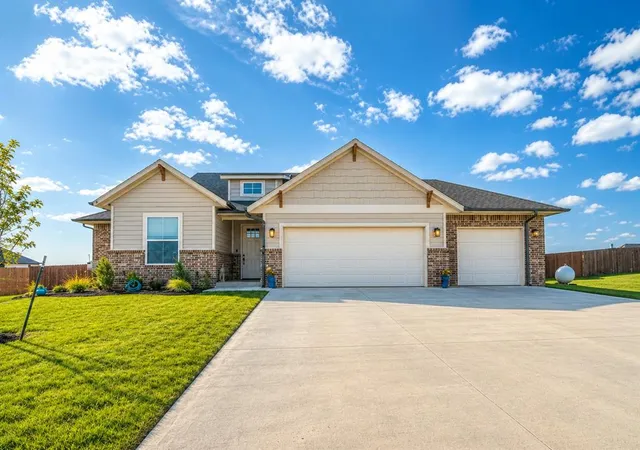 Homes for sale in Cashion, OK | 25273 Ethan St, Cashion, OK 73016 | MLS# 1227839