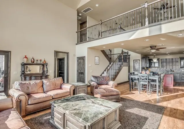 Homes for sale in Porum, OK | 428406 E 1150 Rd, Porum, OK 74455 | MLS# 1227885