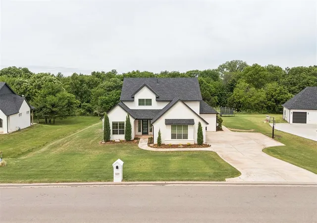 Photo 3 of Sale Pending at 14233 Coleman Ct, Edmond, OK 73025 | MLS# 1227892 | Listing updated on 2026-10-07