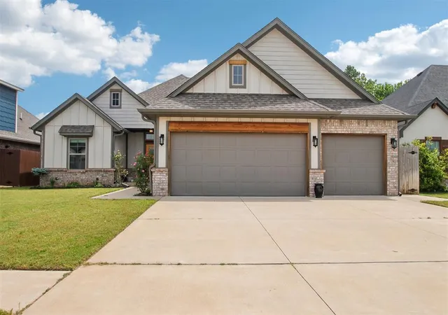 Photo 3 of Single family home for sale at 600 E Barajas Ter, Mustang, OK 73064 | MLS# 1227903 | Listing updated on 2026-10-08