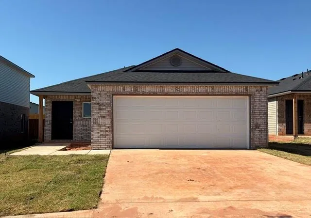 Homes for sale in Guthrie, OK | 1215 Saddle Dr, Guthrie, OK 73044 | MLS# 1227907