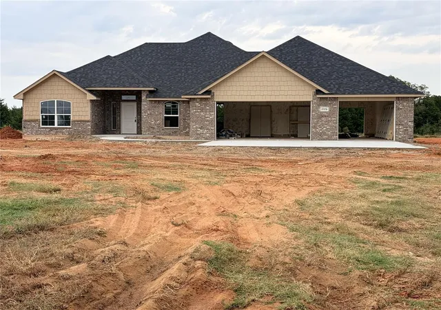 Photo 1 of Single family home for sale at 870256 Red Stone Cir, Chandler, OK 74834 | MLS# 1227928 | Listing updated on 2026-10-05