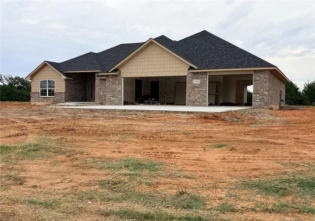 Photo 2 of Single family home for sale at 870256 Red Stone Cir, Chandler, OK 74834 | MLS# 1227928 | Listing updated on 2026-10-05